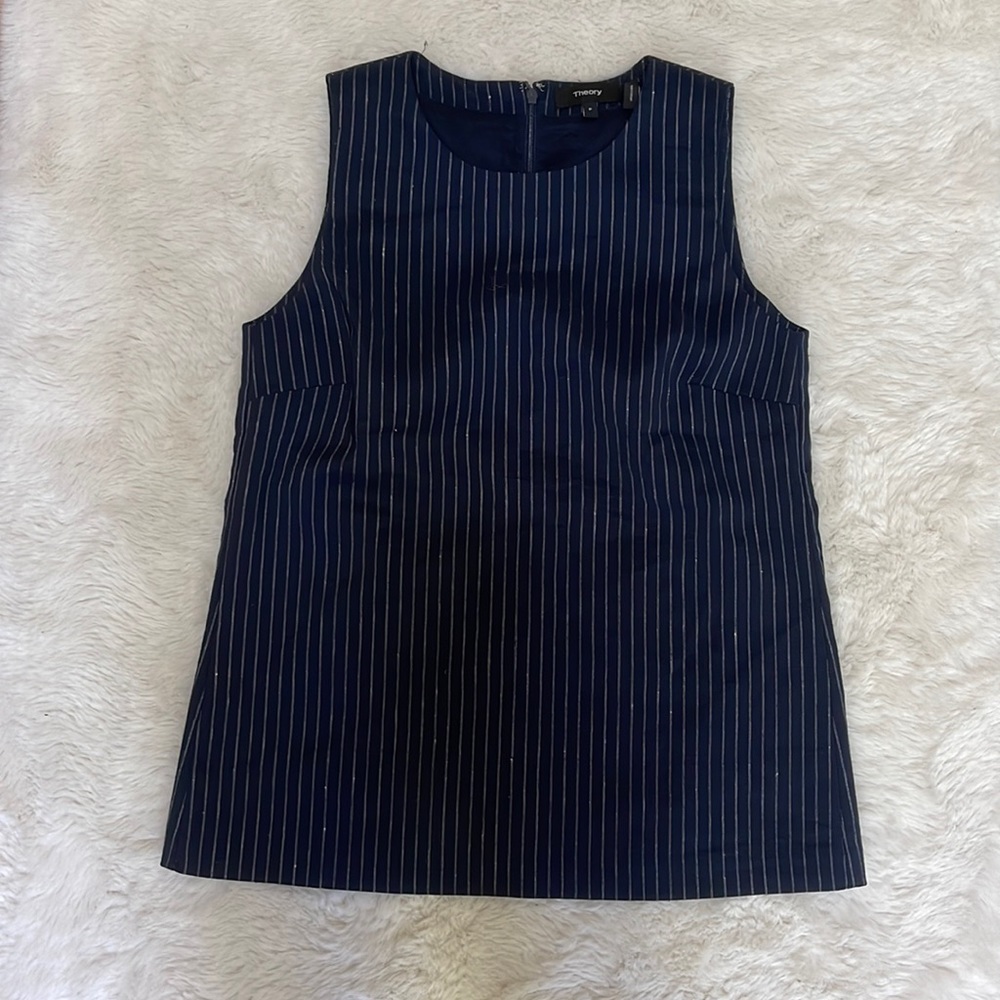 Theory linen top
